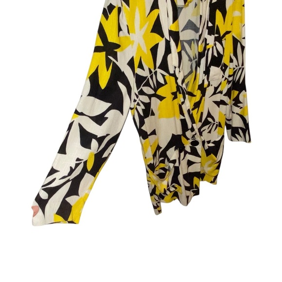 cream with yellow and black print linen blend , oversized statement blazer - Picture 4 of 10